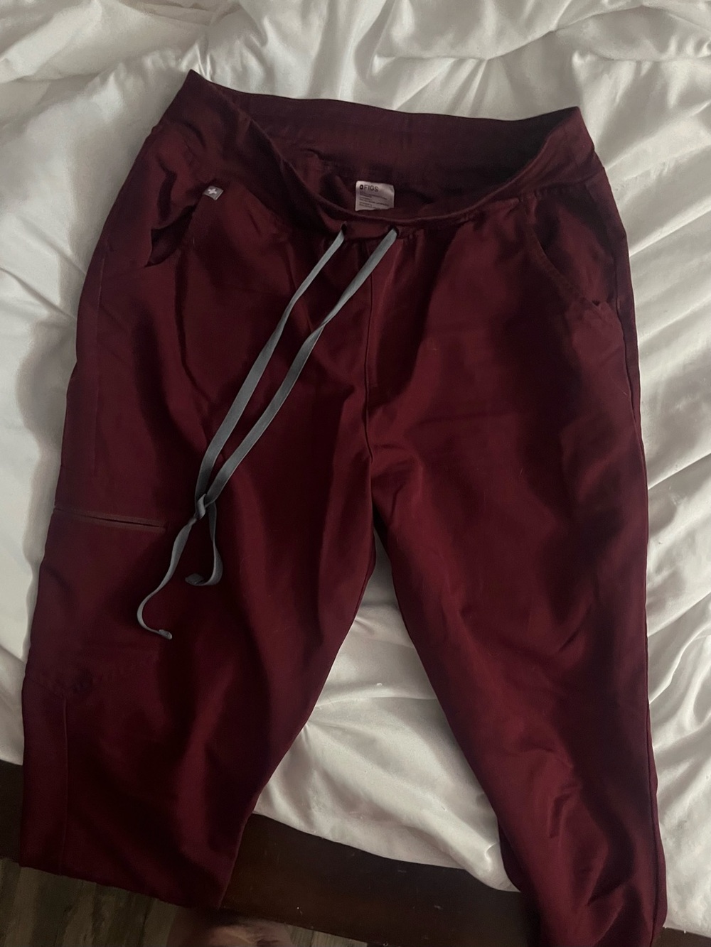 Figs Women’s Maroon Jogger Pants with Gray Drawstring